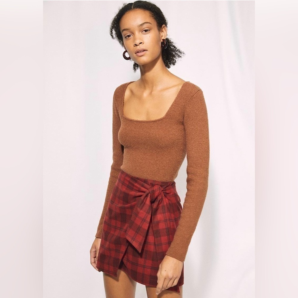 Aritiza Wilfred - Wrap Front Skirt